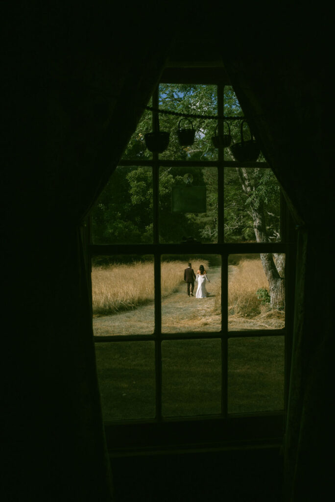 bride and groom portraits 