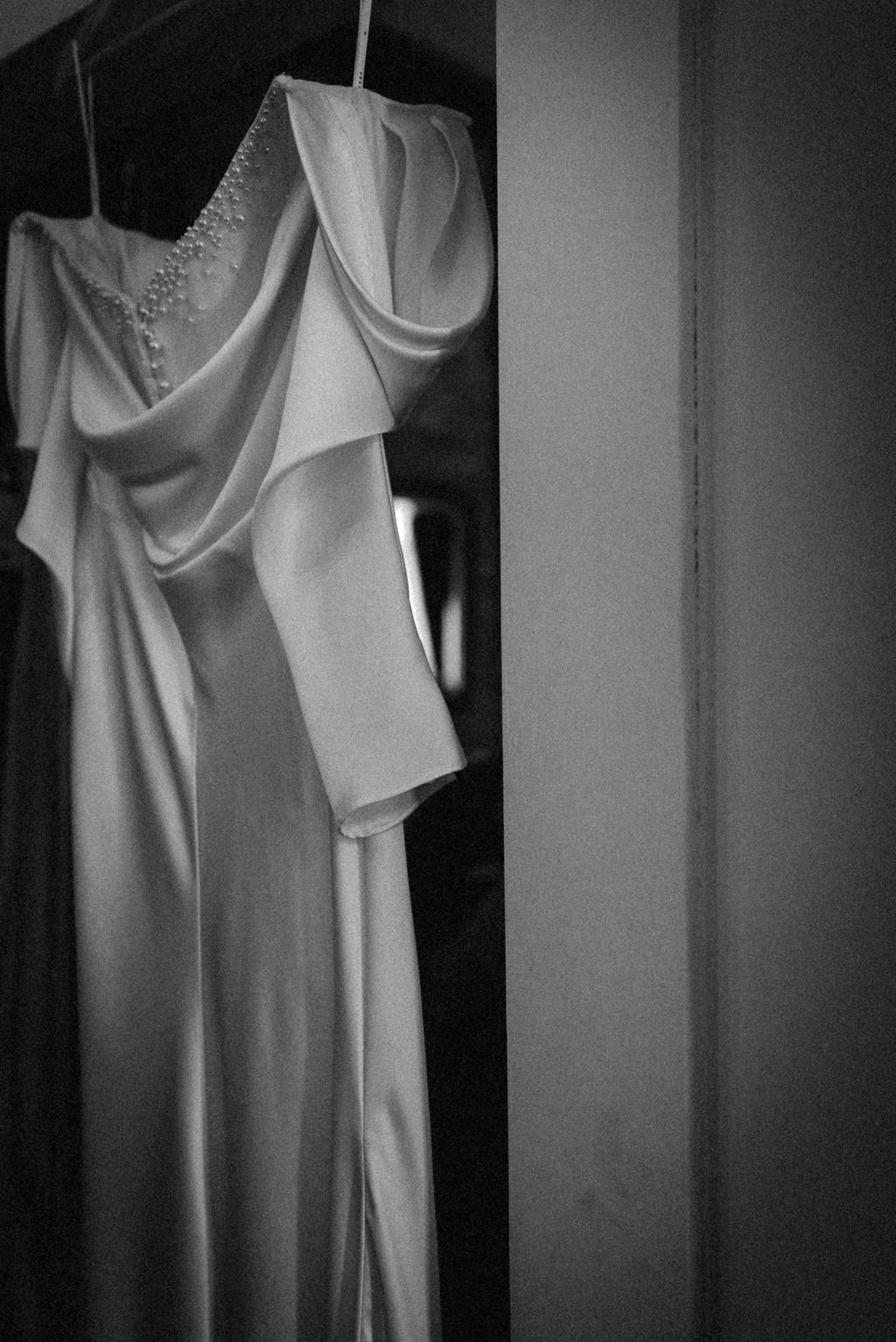 Bride's wedding dress