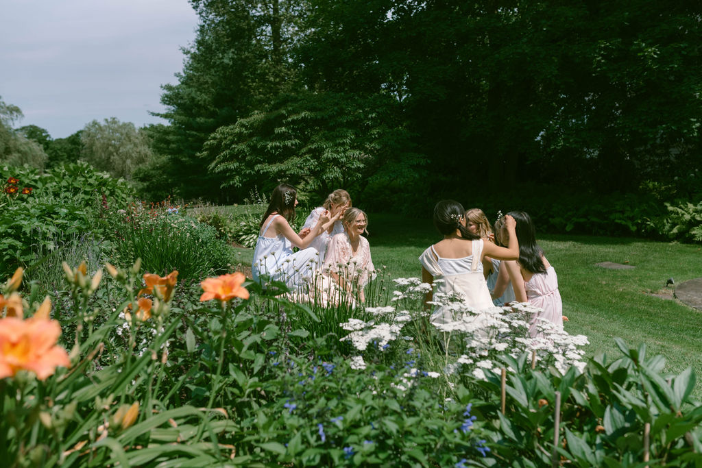 A Romantic Connecticut garden wedding Bride & Bridesmaids Getting ready