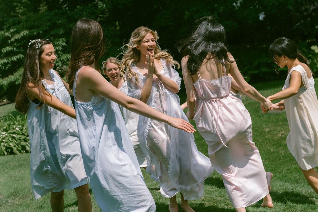 A Romantic Connecticut garden wedding Bride & Bridesmaids Getting ready